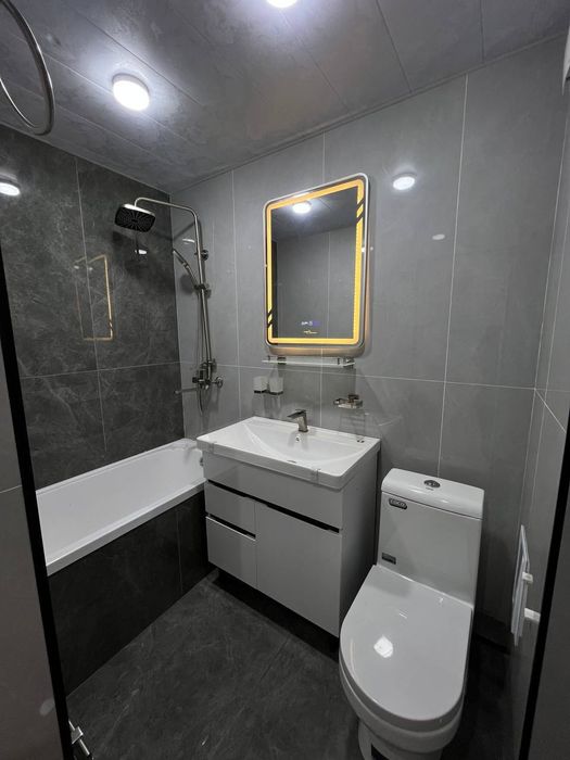 Продаётся Максим Горький 2в3/2/4 Метро Бий!