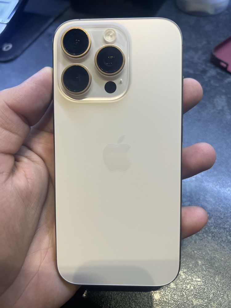 Iphone 16 pro 100%