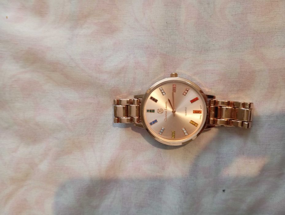 Дамски часовник идеален подарък