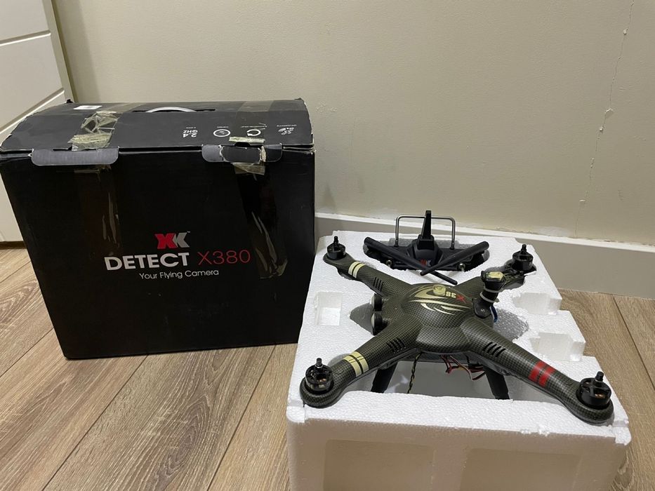 Продам дрон Detect X380
