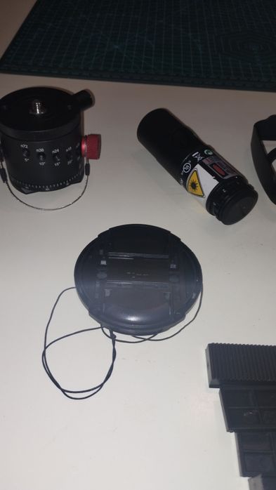 Vând accesorii foto