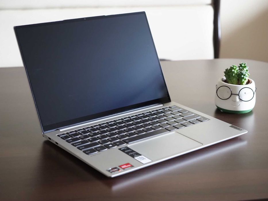 Lenovo Yoga Slim 7 - ultrabook