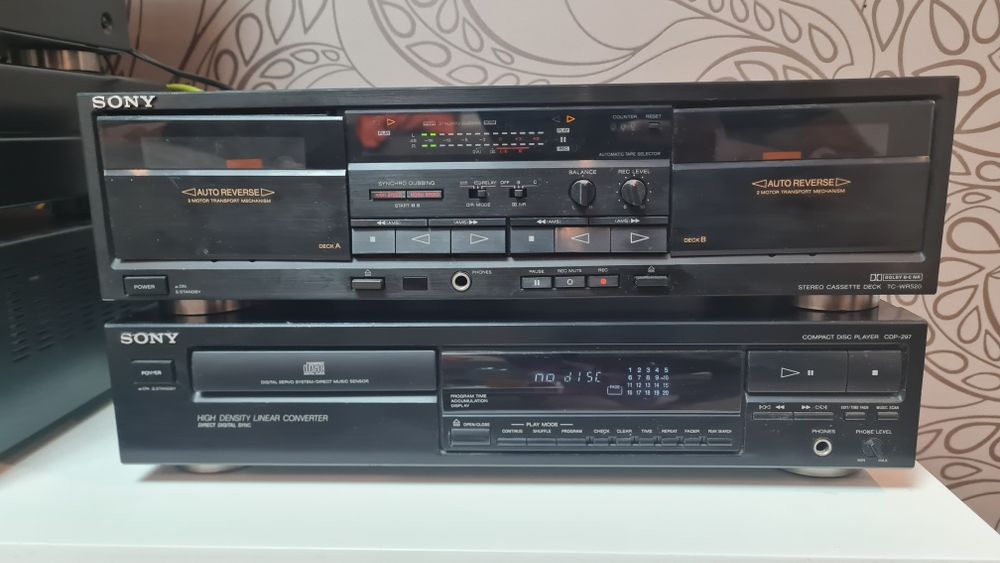 Vand deck și cd Sony Defecte