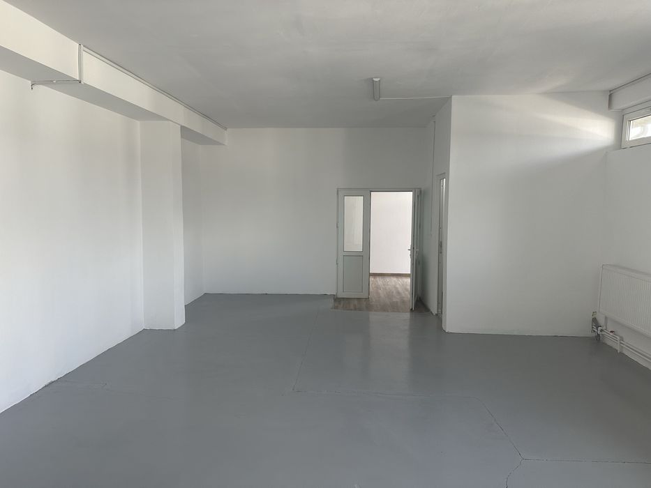 Inchiriez spatiu depozitare/productie