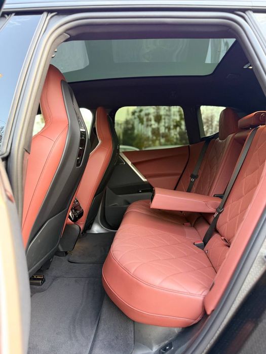 В продаже ! BMW IX xDrive40