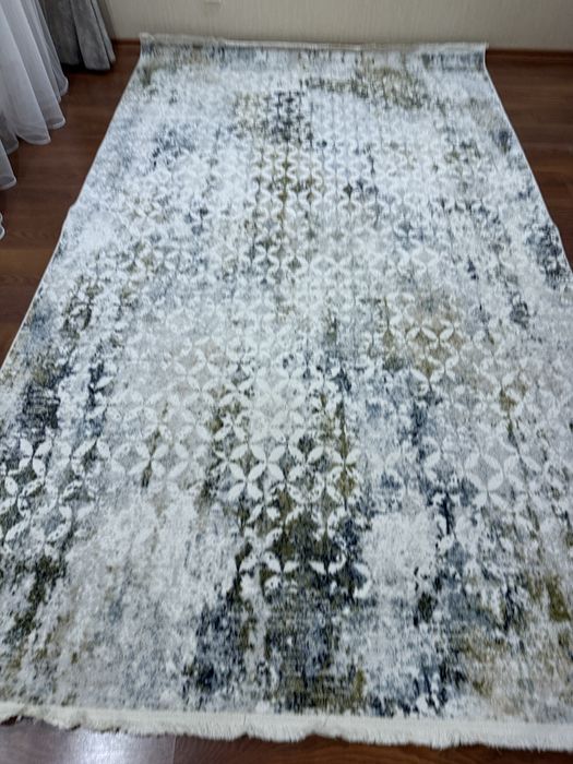 Продам 2 ковра 2*3