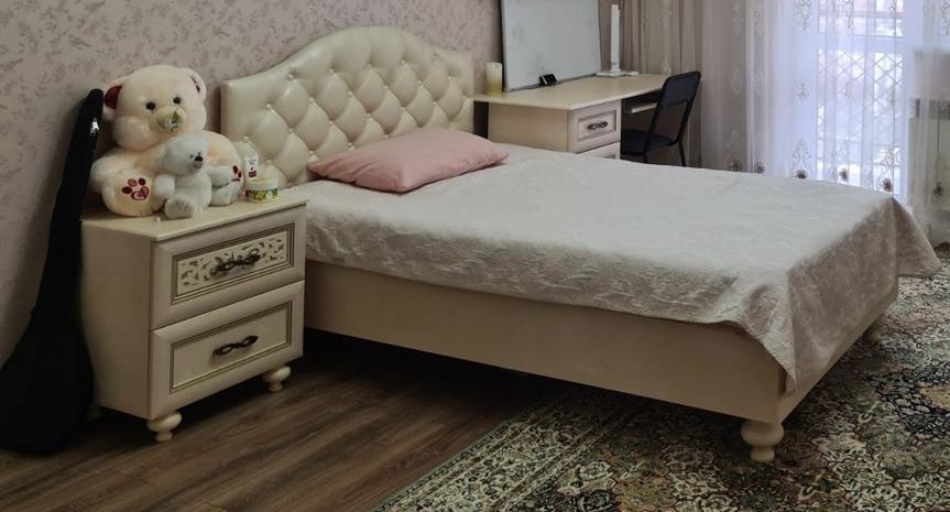 Кровать с тумбой с одним комодом 1,20 на 2