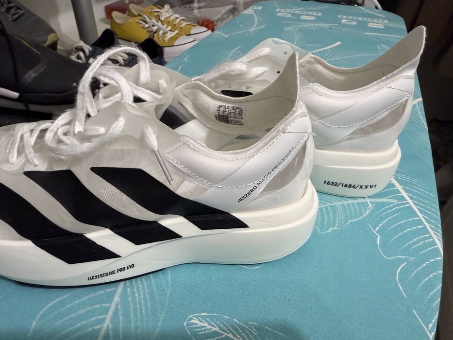Adidas Adios Pro Evo 1 ca asics hoka ua nike