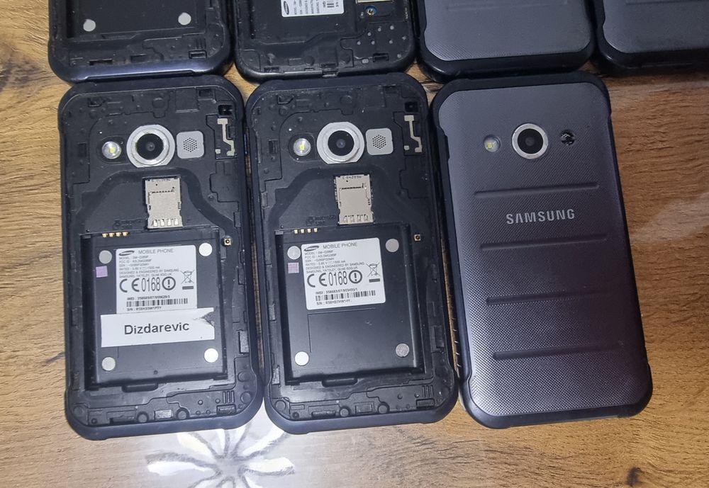 Samsung Galaxy Xcover 3 за части