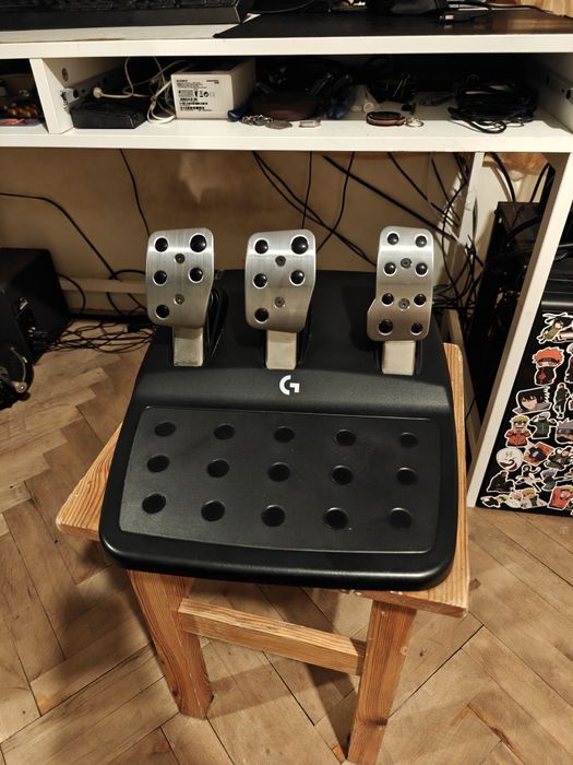 Volan Gaming Logitech Trueforce G923 + schimbător + frana de mana
