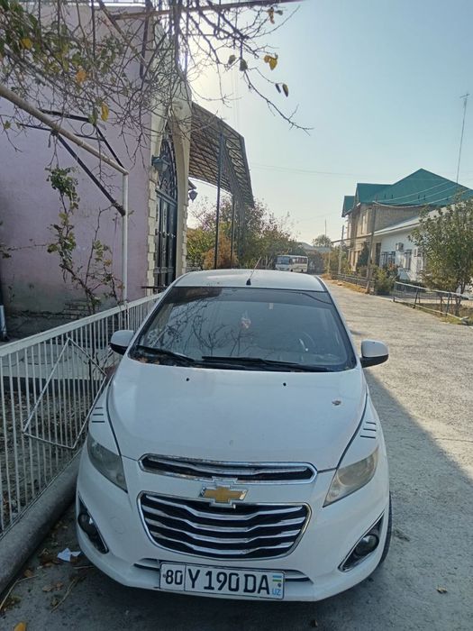 Spark sotiladi 2011Спарк сотилади