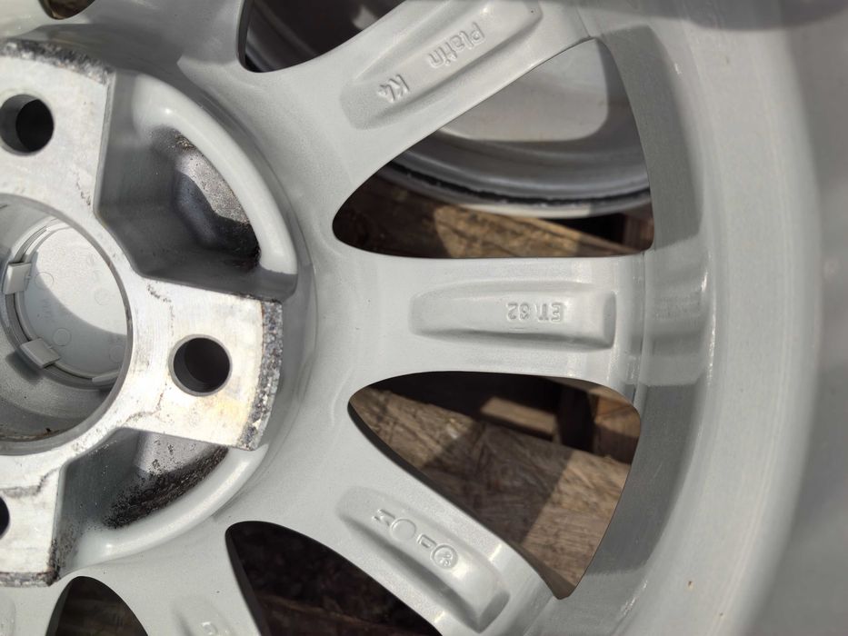 16 цола 4 х 108 мм Пежо 2008 / Опел Мока / ФИАТ 600 - 6,5 Инча / ЕТ 32