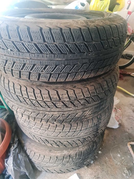 Автошины продаеться