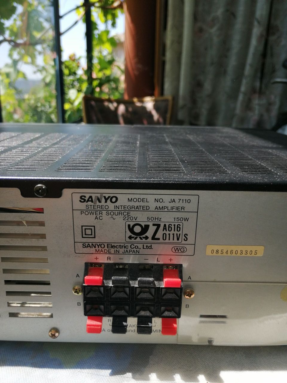 Продавам усилвател SANYO JA 7110.