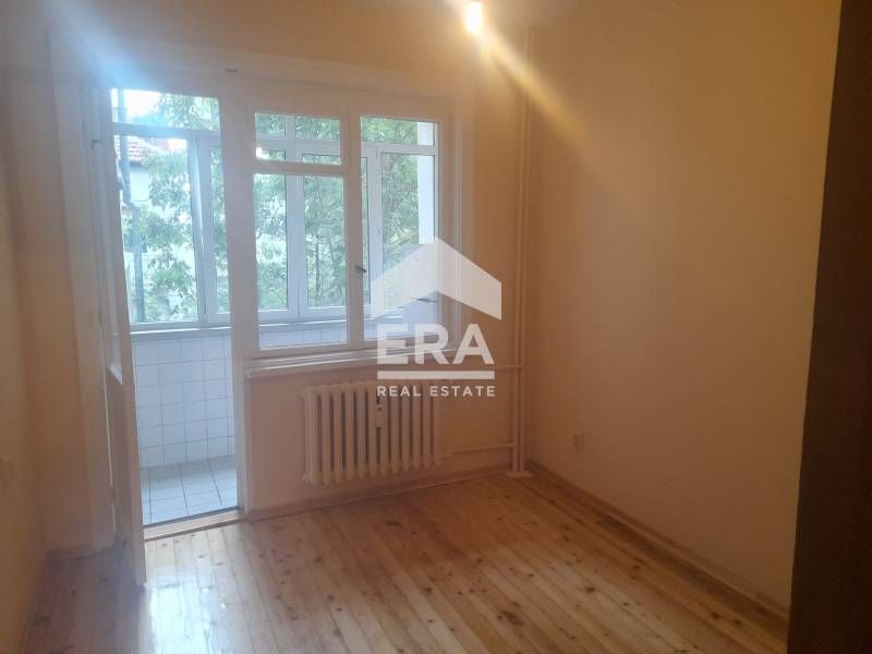 Дава се под наем Двустаен апартамент в София, Център - 80 кв.м за 510 € - Снимка #3