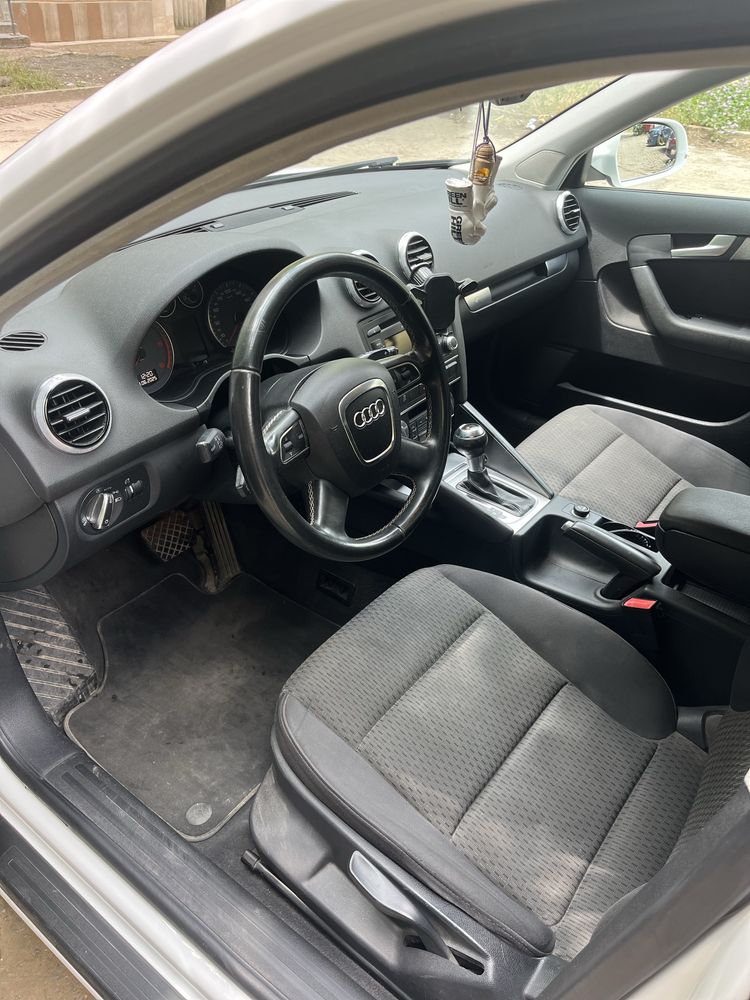 AUDI A3 Sportback 1.6 TDI