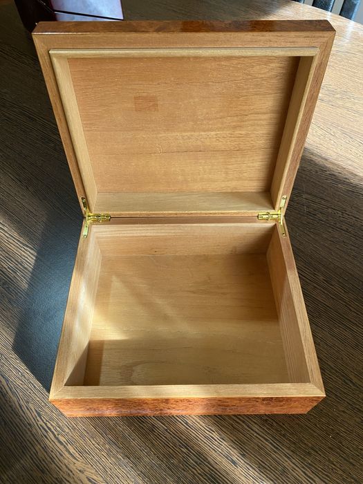 Cutie trabucuri Lemn Deosebit Transport Gratuit