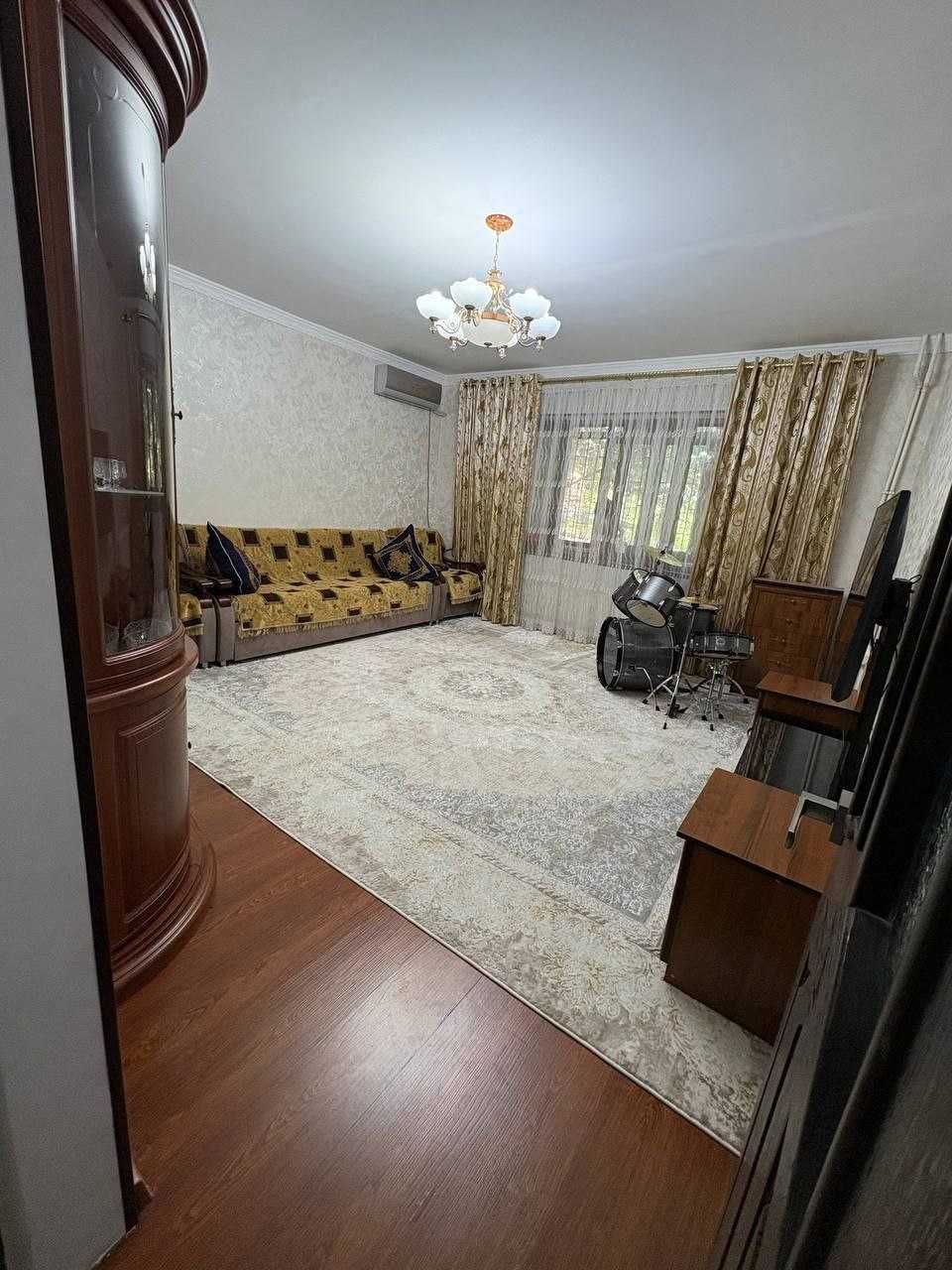 Паркентский м-в Риези 2-комн 1/9 60 м² отд.вход ремонт меб/тех