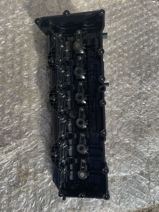 Капак клапани за BMW B57 g30 g11 g20