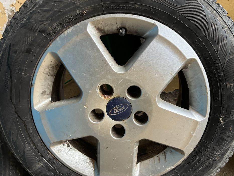 Jante Ford Focus cu anvelope MS