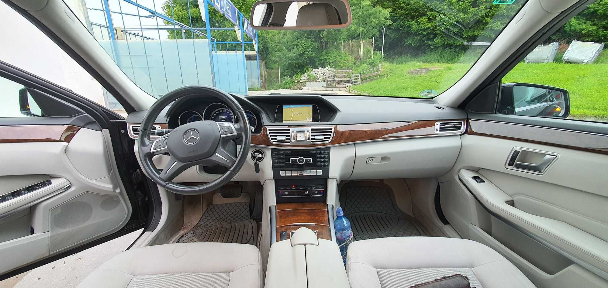 Продавам автомобил Мерцедес Е 200 CDI, 2014г.