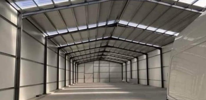 Vând hala metalica 8x9