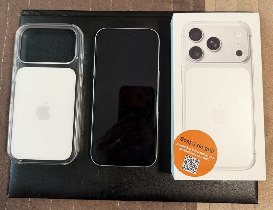 Iphone 17 Pro Silver,256 GB ,nou desfacut pentru proba cu garantie!