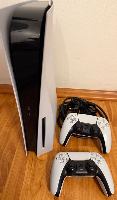 Playstation 5 disc edition, 825GB, stare perfecta de functionare