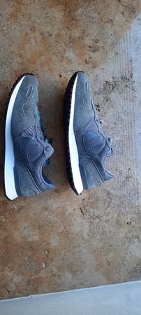 Nike Air Vortex