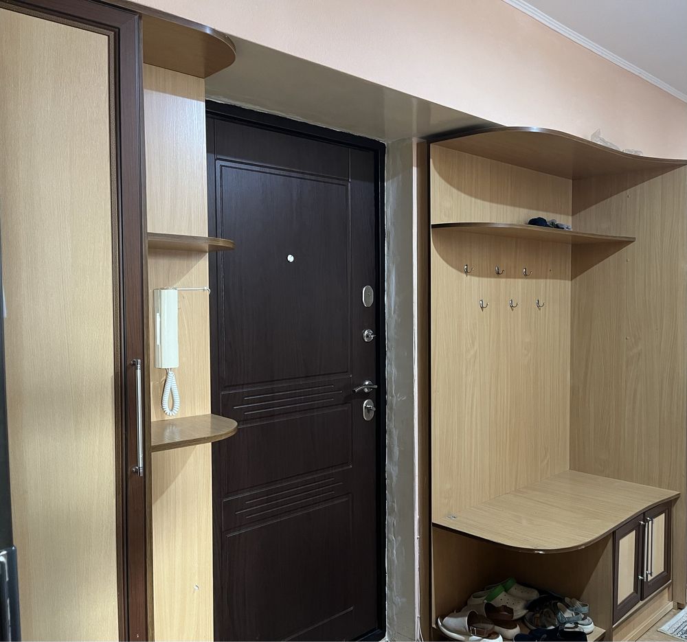 Продается прихожка