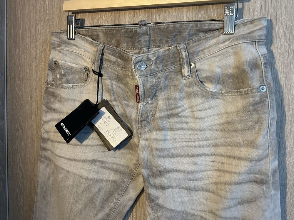 Blugi originali Dsquared marime 31/32 barbati