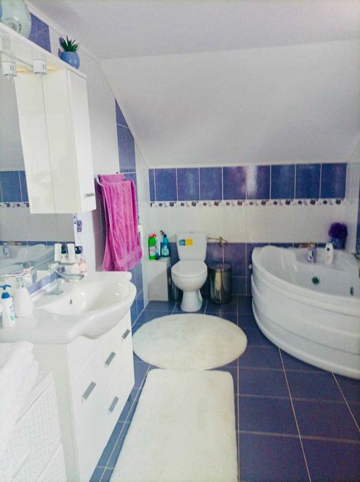 Vând Casa 5 camere si alte dependințe