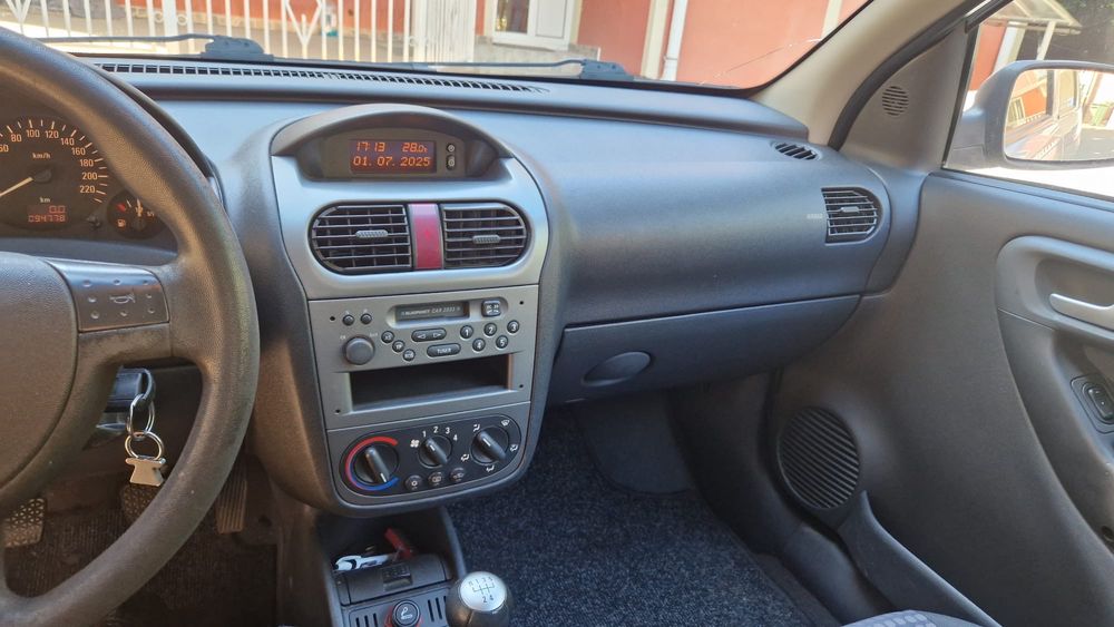 Vand Opel Corsa.