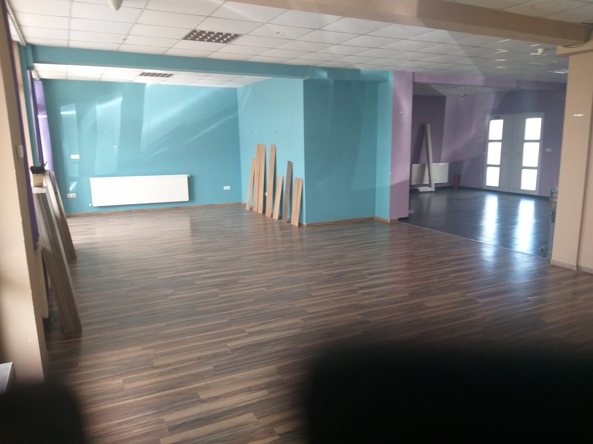 Spatiu comercial de vânzare