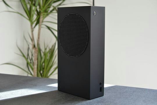 Xbox series s 1tb impecabila cu contul personal
