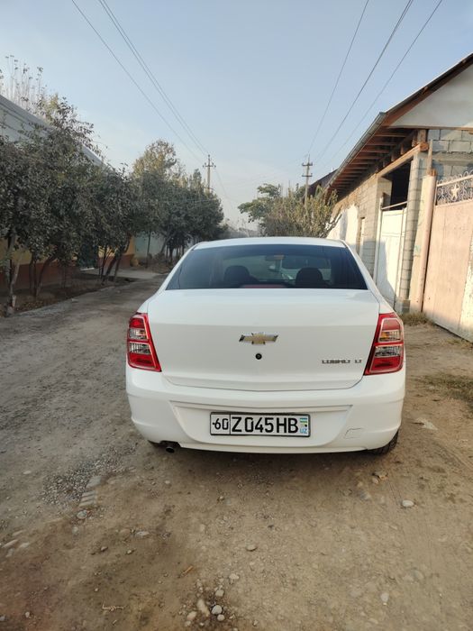 Chevrolet cobolt 2 poz
