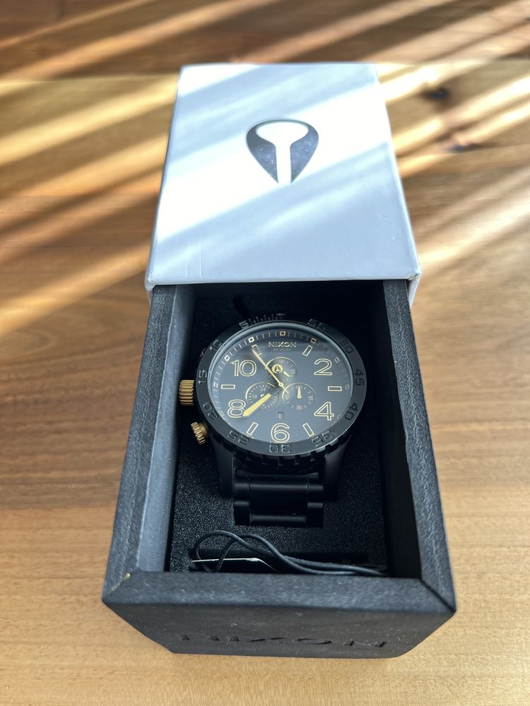 Часовник Nixon 51-30 Chrono