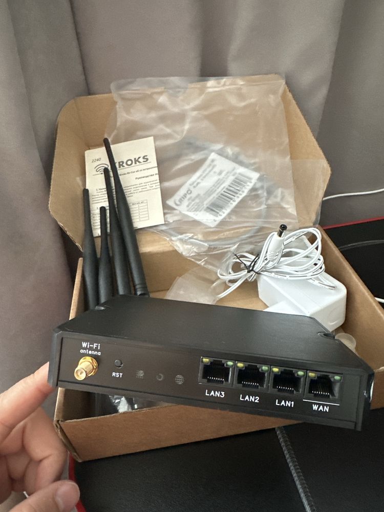 Роутер KROKS Rt-Cse e6 со встроеенным m-PCI модемом LTE cat.6