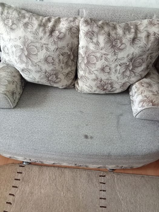 Продам  диван полуторка