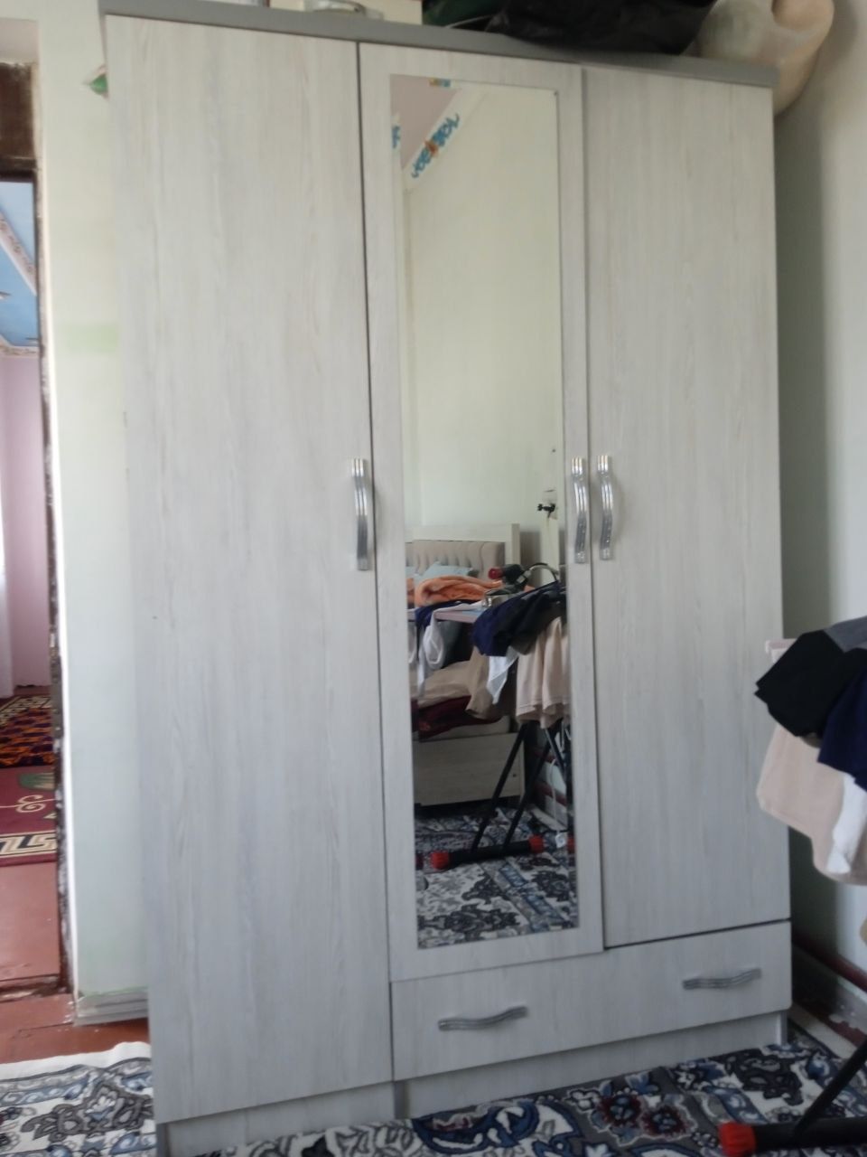 Spalni mebellar sotiladi holati yaxshi
