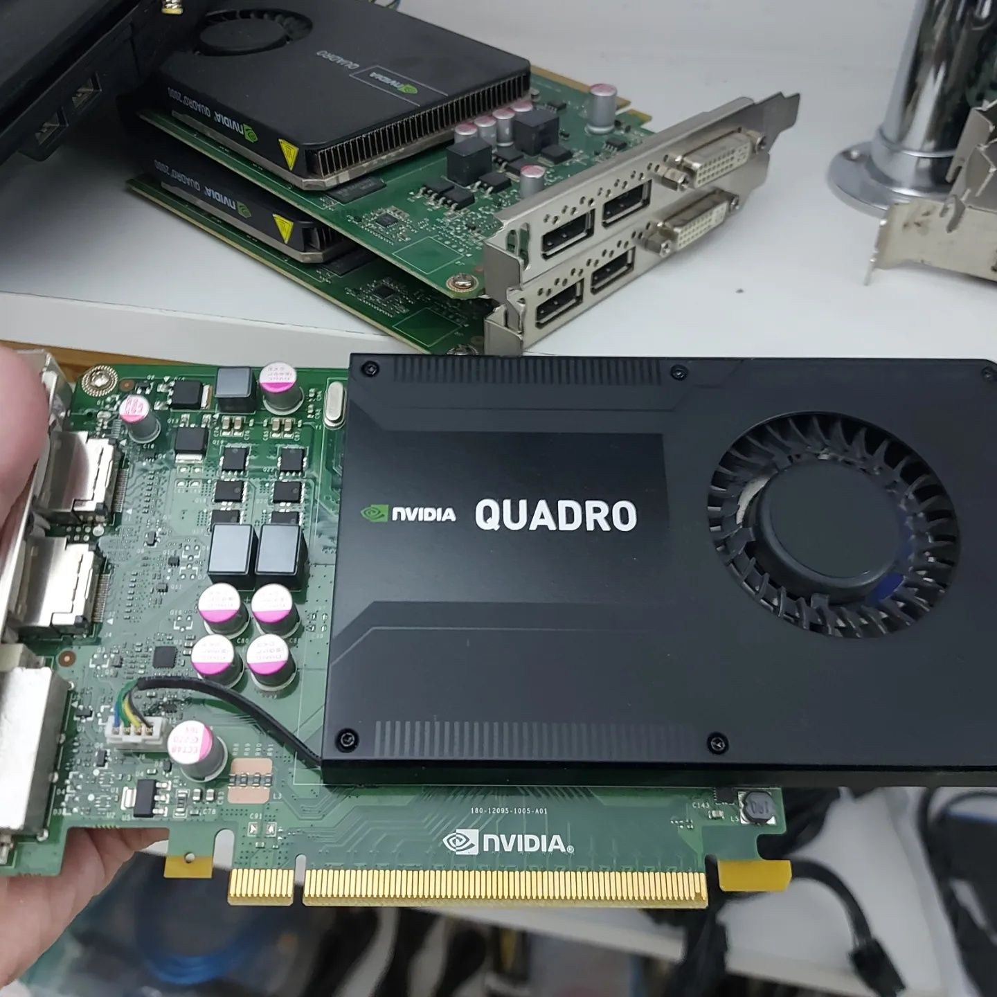 Видеокарта NVIDIA Quadro K2000. Профессиональная 2 гб разъемы Dvi, DP