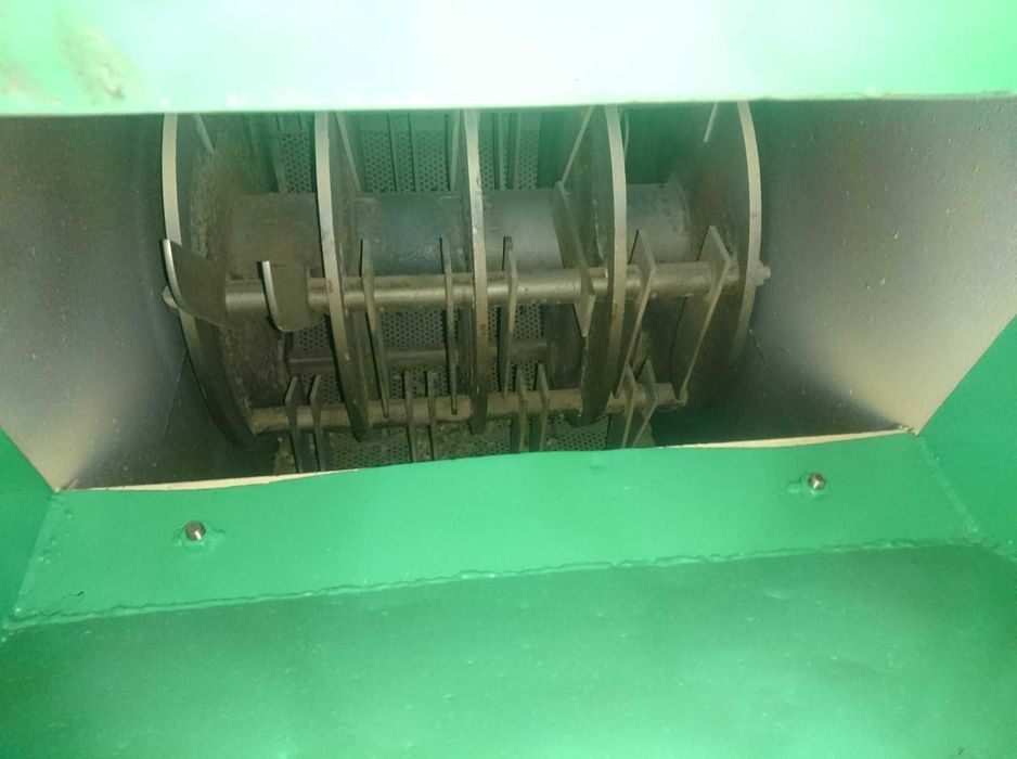 Чукова мелница за дървесина 35 KW - 60 чука, капацитет 1,5 тона.