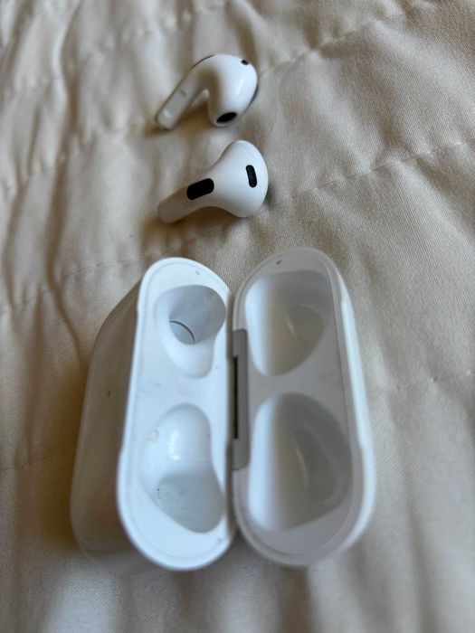 Оригинални безжични слушалки Apple Airpods 3 MagSafe