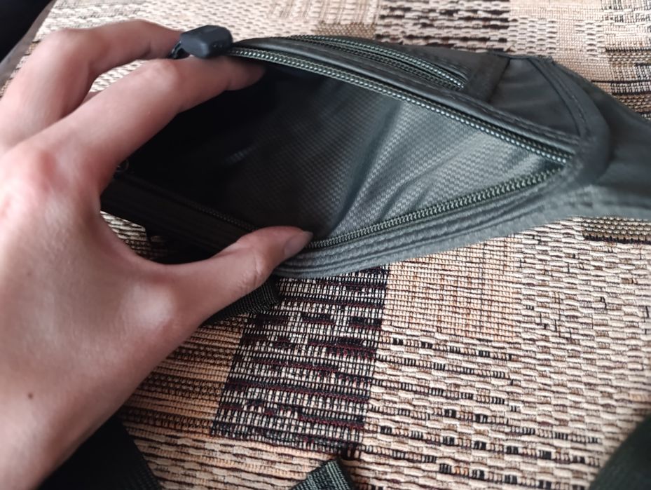 Качественная поясная сумка для бега