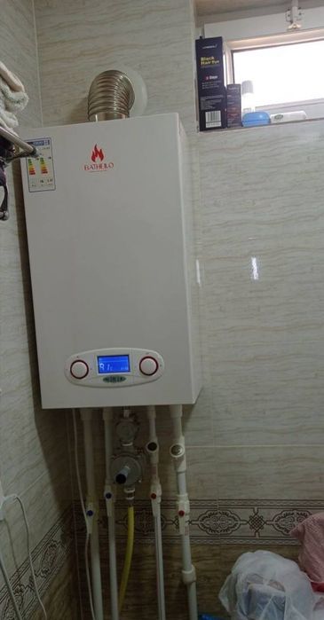 Срочно продаётся 3х-комнатная квартира  переделана на 4х