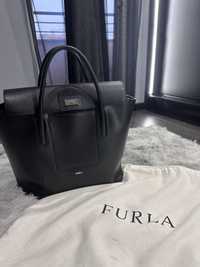 Черна голяма чанта Furla Astrid