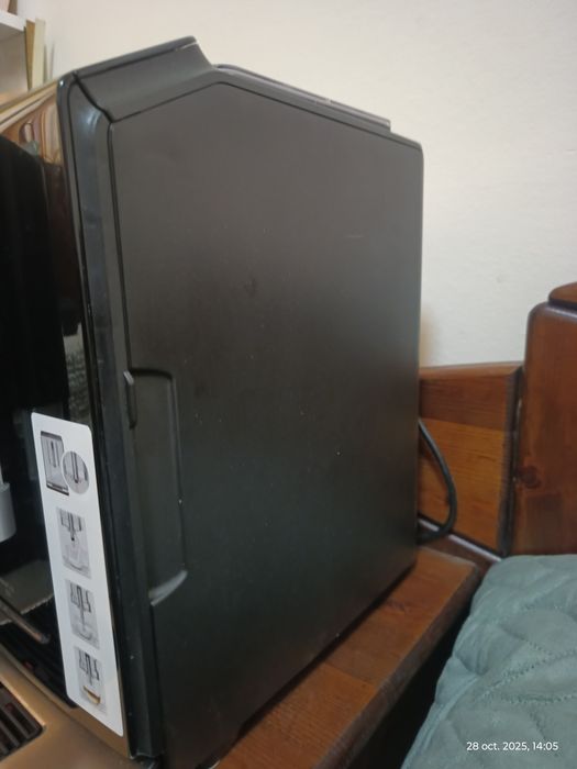 Aparat de cafea automat Bosch VeroCup 100 - Espresso, Cappuccino etc