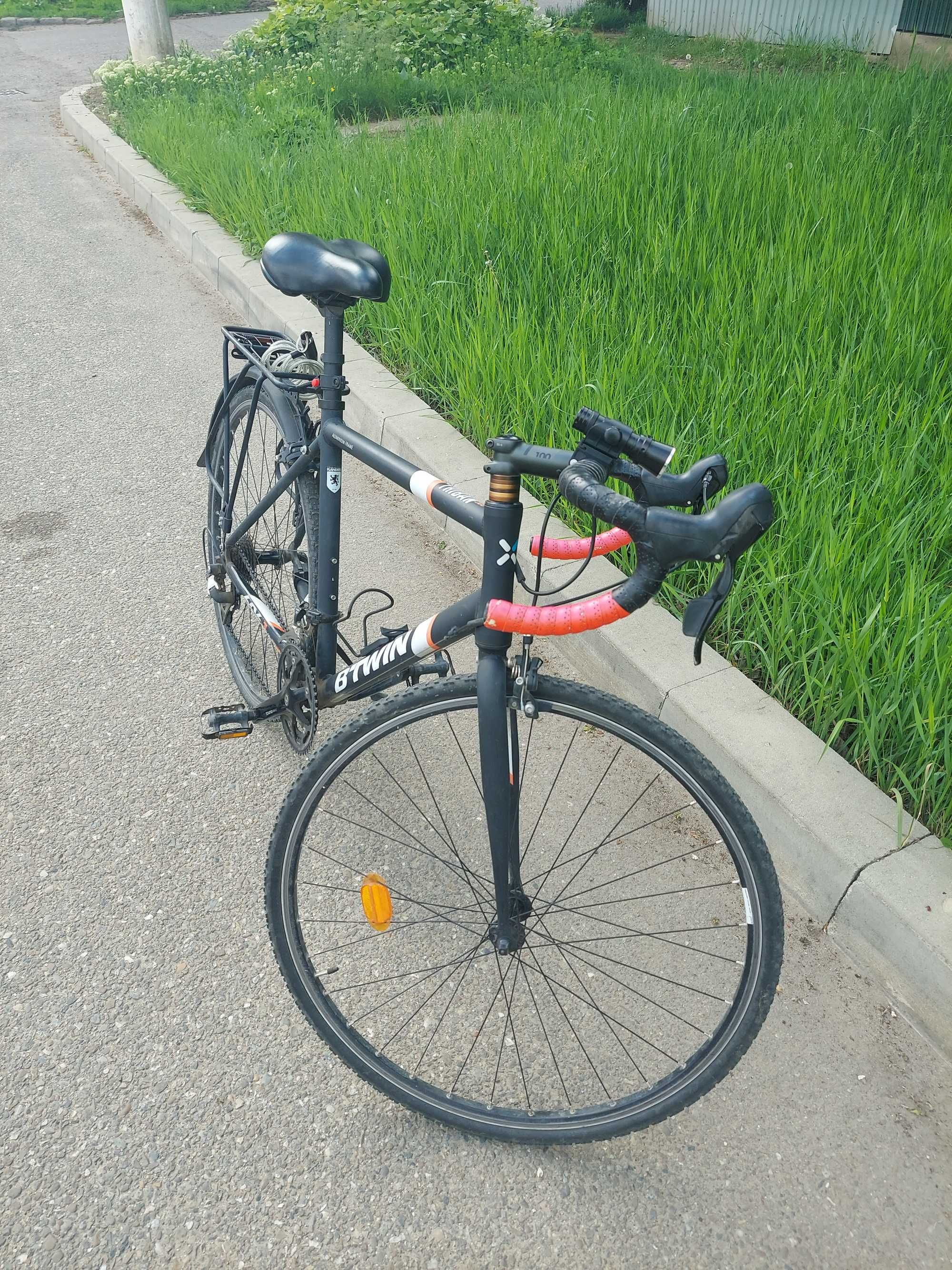Bicicleta semi-cursiera B-TWIN TRIBAN 500