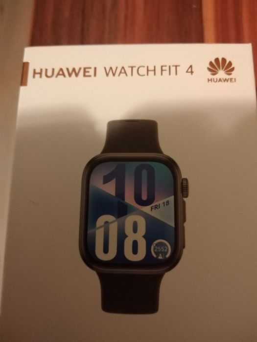 Смарт часовник Huawei watch fit4
