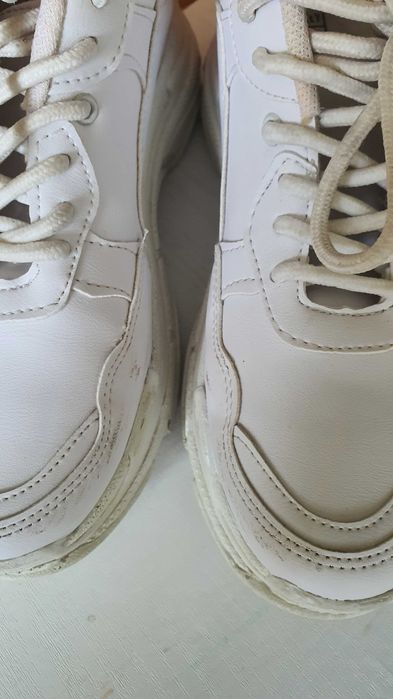 Adidasi albi talpa inalta de la NLY Shoes marimea 36